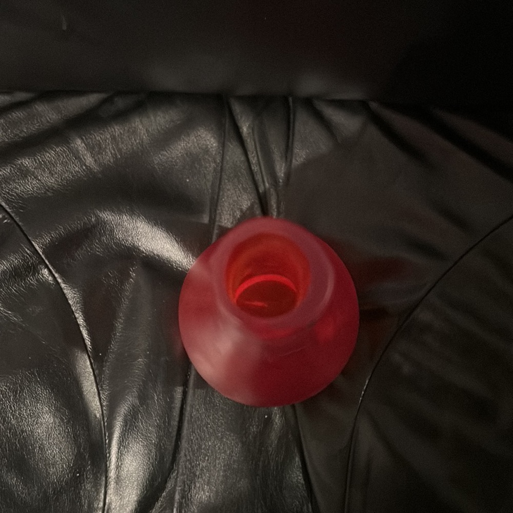 Red vase - Picture 5 of 7